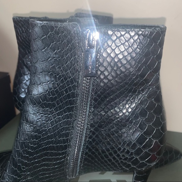 Michael Kors black python booties - Picture 9 of 11